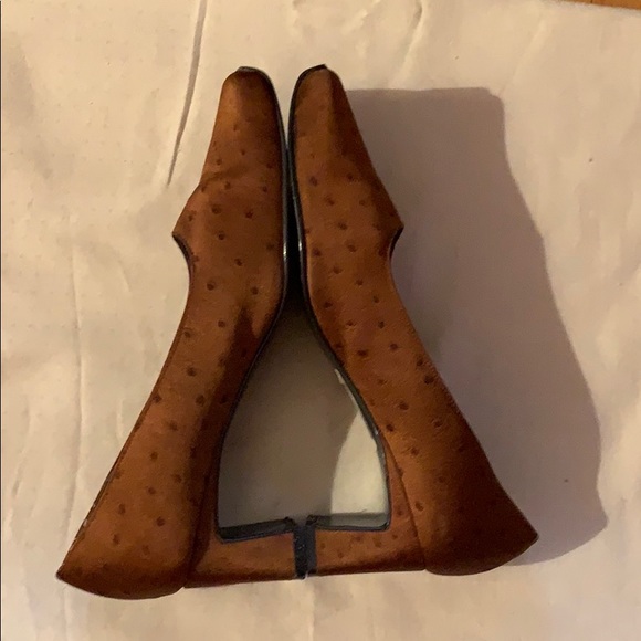 Shoes - Picture 4 of 4